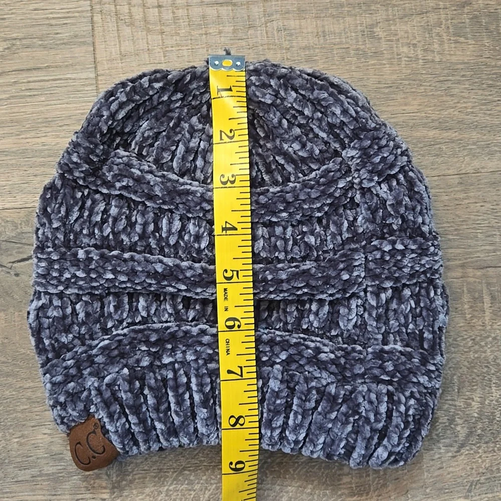 C.C Grey Chenille Scarf and Hat Set - Picture 6 of 6